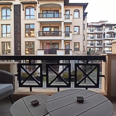 Premium Oasis Club لوزينيتس