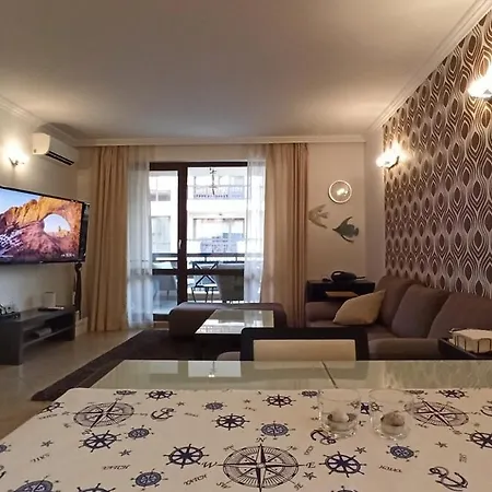 Premium Oasis Club דירה *